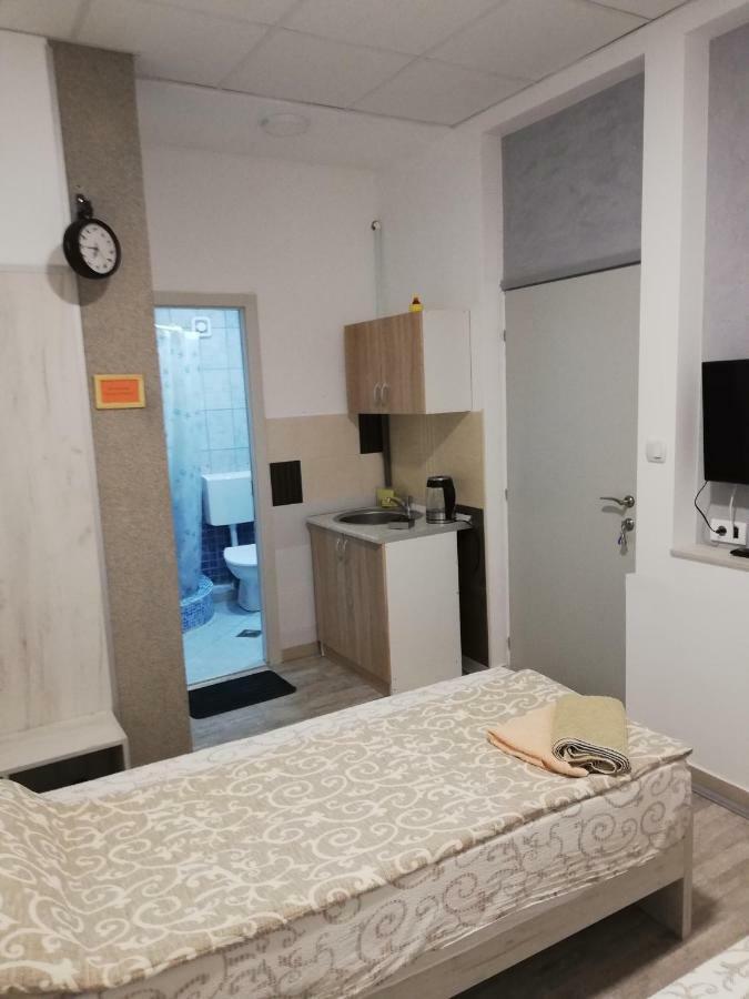 Athos Apartments Nis Luaran gambar